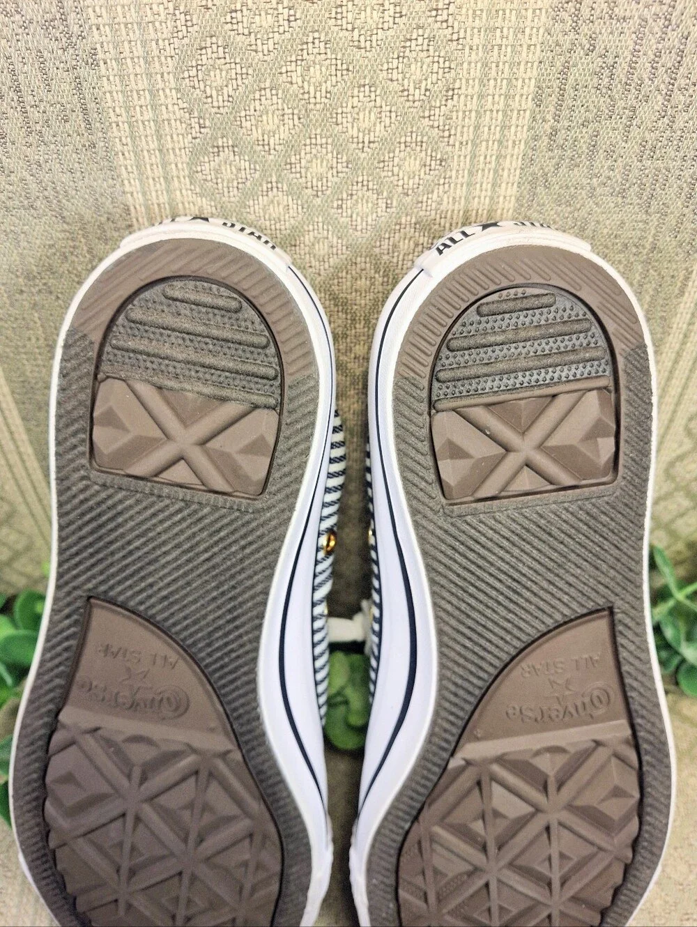 NWOT Converse Gold  Shoreline Herringbone Slip On Sneakers - Picture 8 of 15